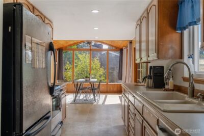 12011 SE 157th Place , Renton, WA 98058 - Photo 15