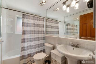 12011 SE 157th Place , Renton, WA 98058 - Photo 21