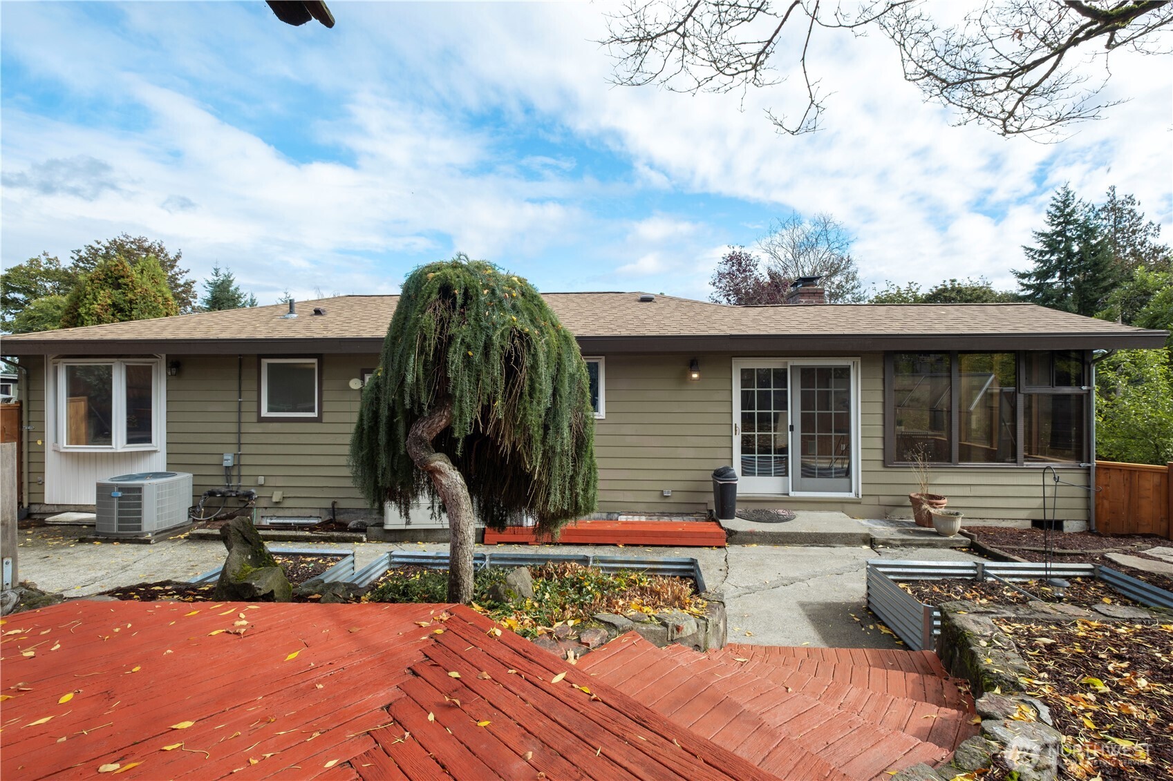 12011 SE 157th Place , Renton, WA 98058