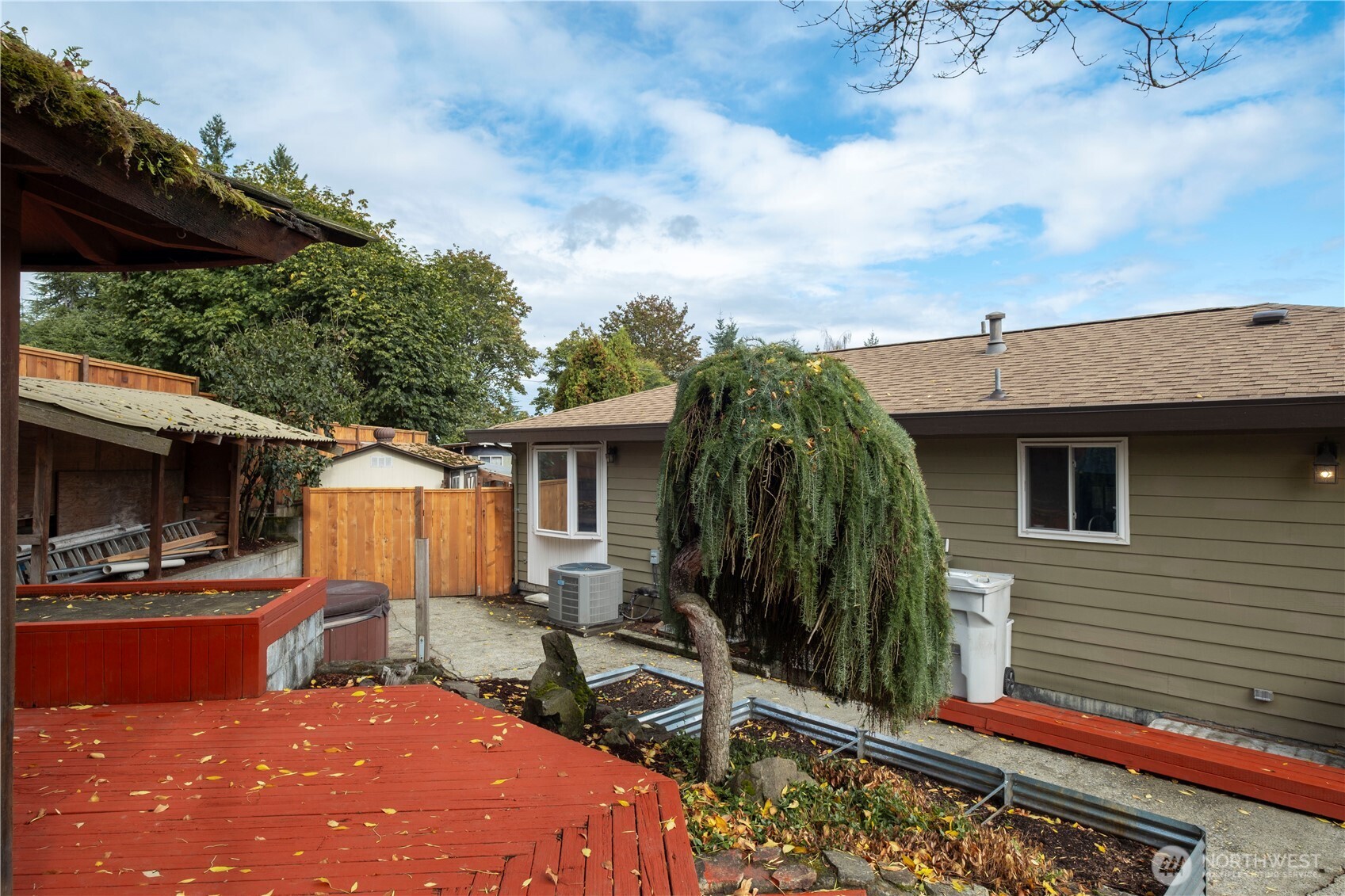 12011 SE 157th Place , Renton, WA 98058