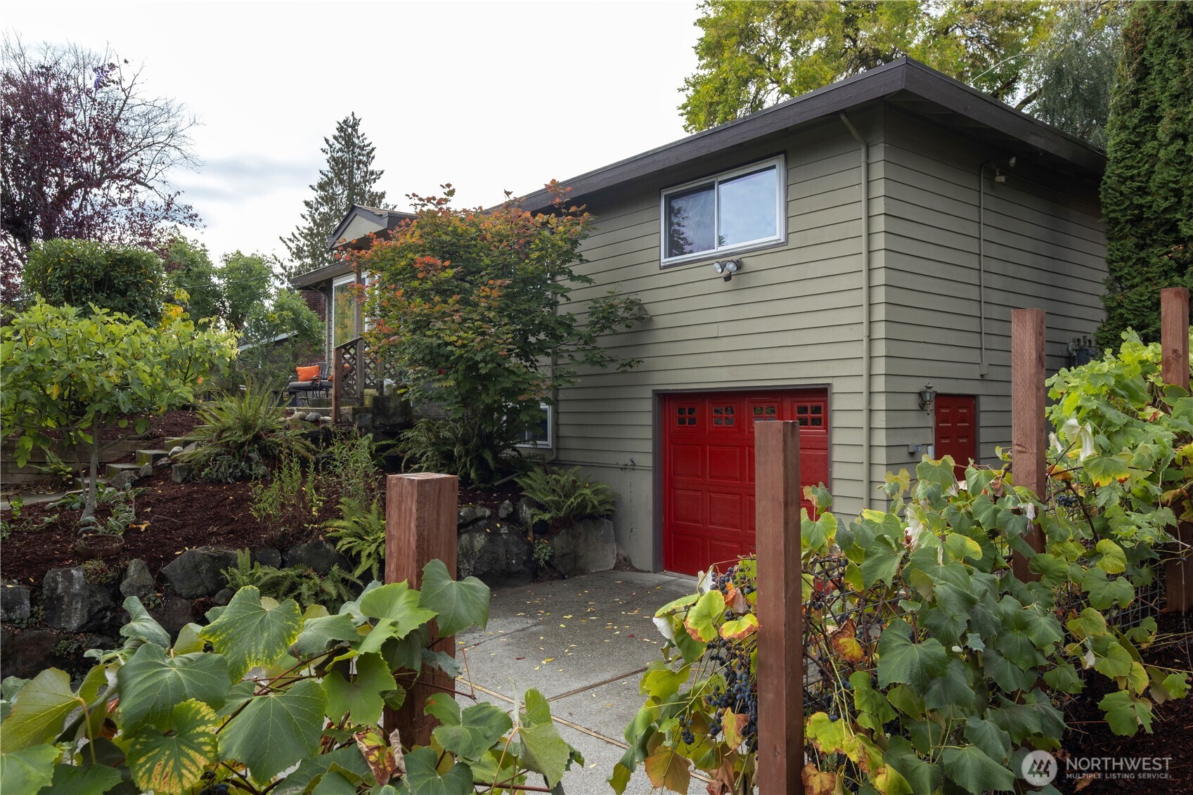 12011 SE 157th Place , Renton, WA 98058