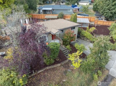 12011 SE 157th Place , Renton, WA 98058 - Photo 4