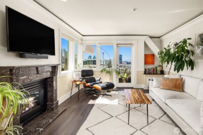 311 E Republican Street #201, Seattle, WA 98102