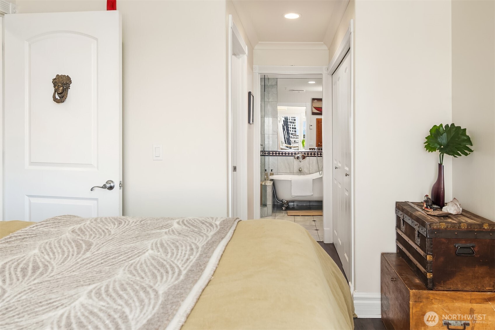 311 E Republican Street #201, Seattle, WA 98102