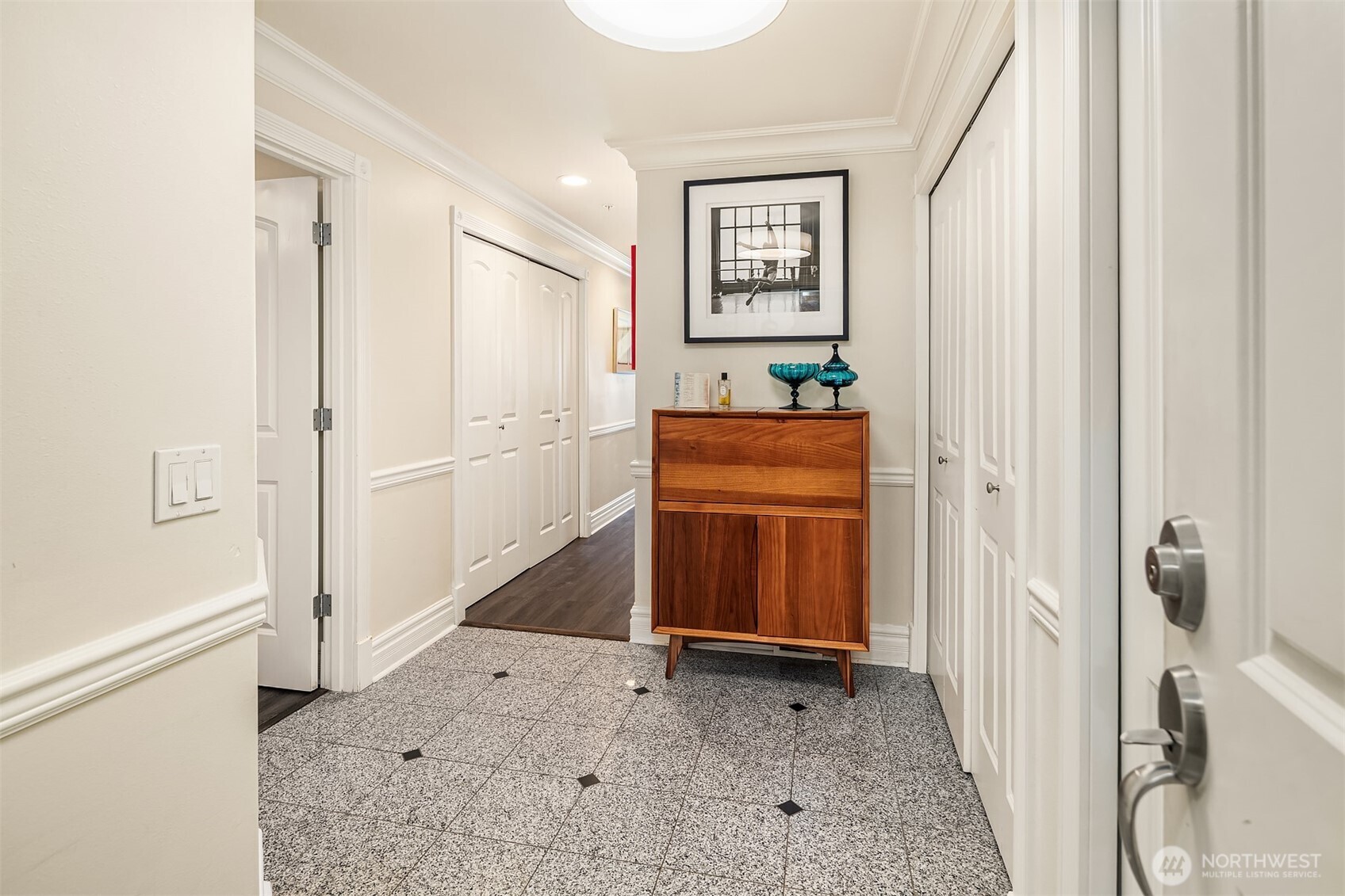 311 E Republican Street #201, Seattle, WA 98102