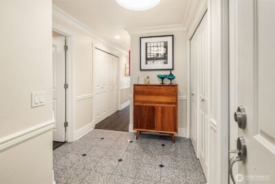 311 E Republican Street #201, Seattle, WA 98102 - Photo 18