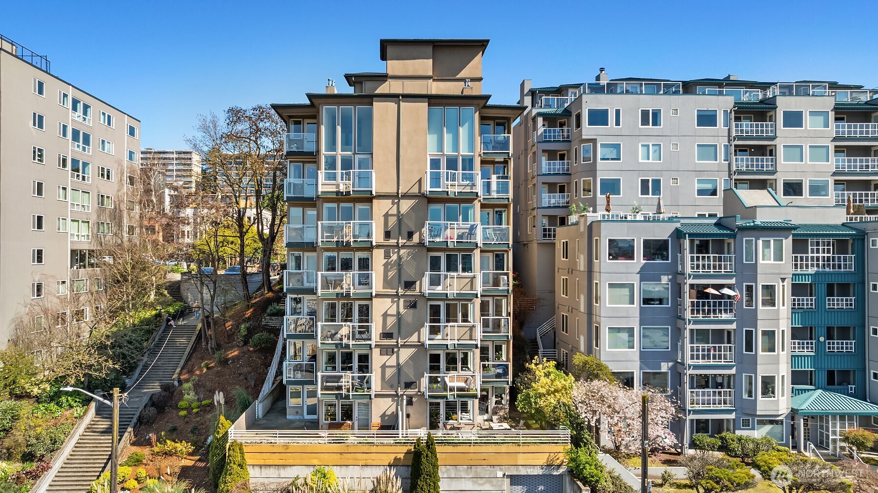 311 E Republican Street #201, Seattle, WA 98102