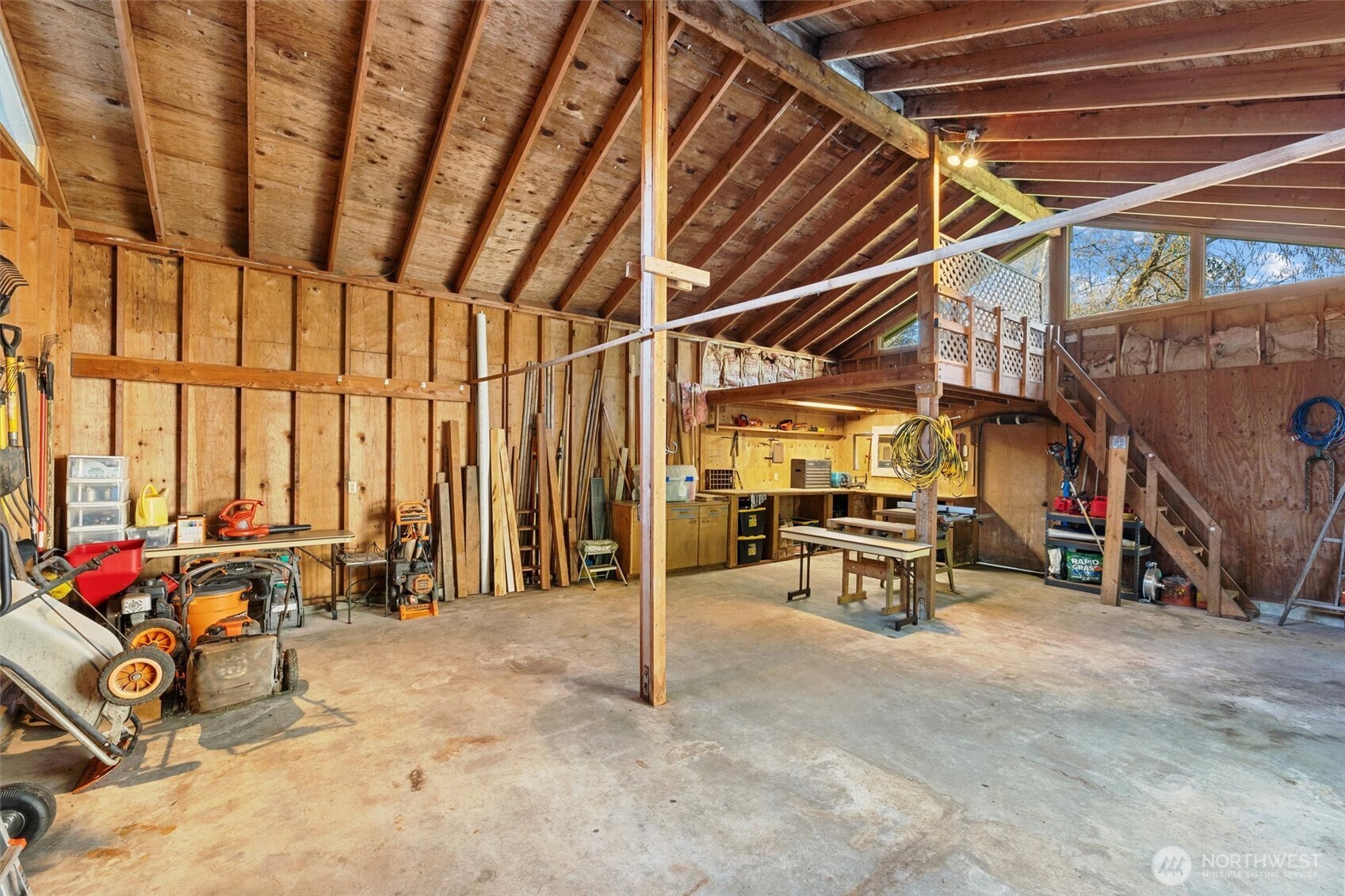 17055 37th Avenue NE, Lake Forest Park, WA 98155