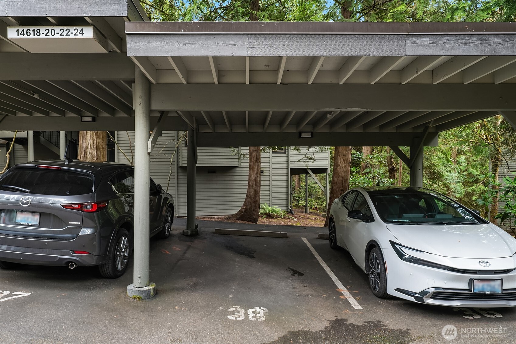 14618 NE 81st St , Redmond, WA 98052