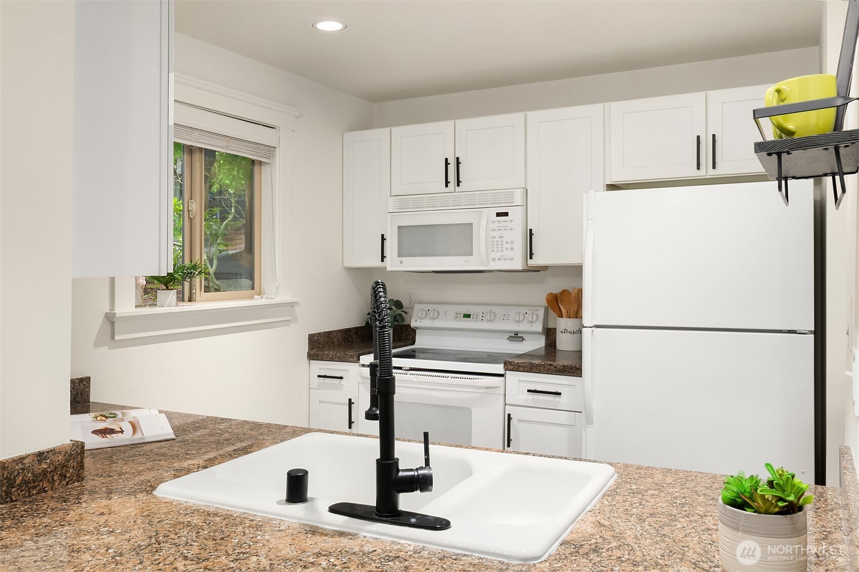 14618 NE 81st St , Redmond, WA 98052