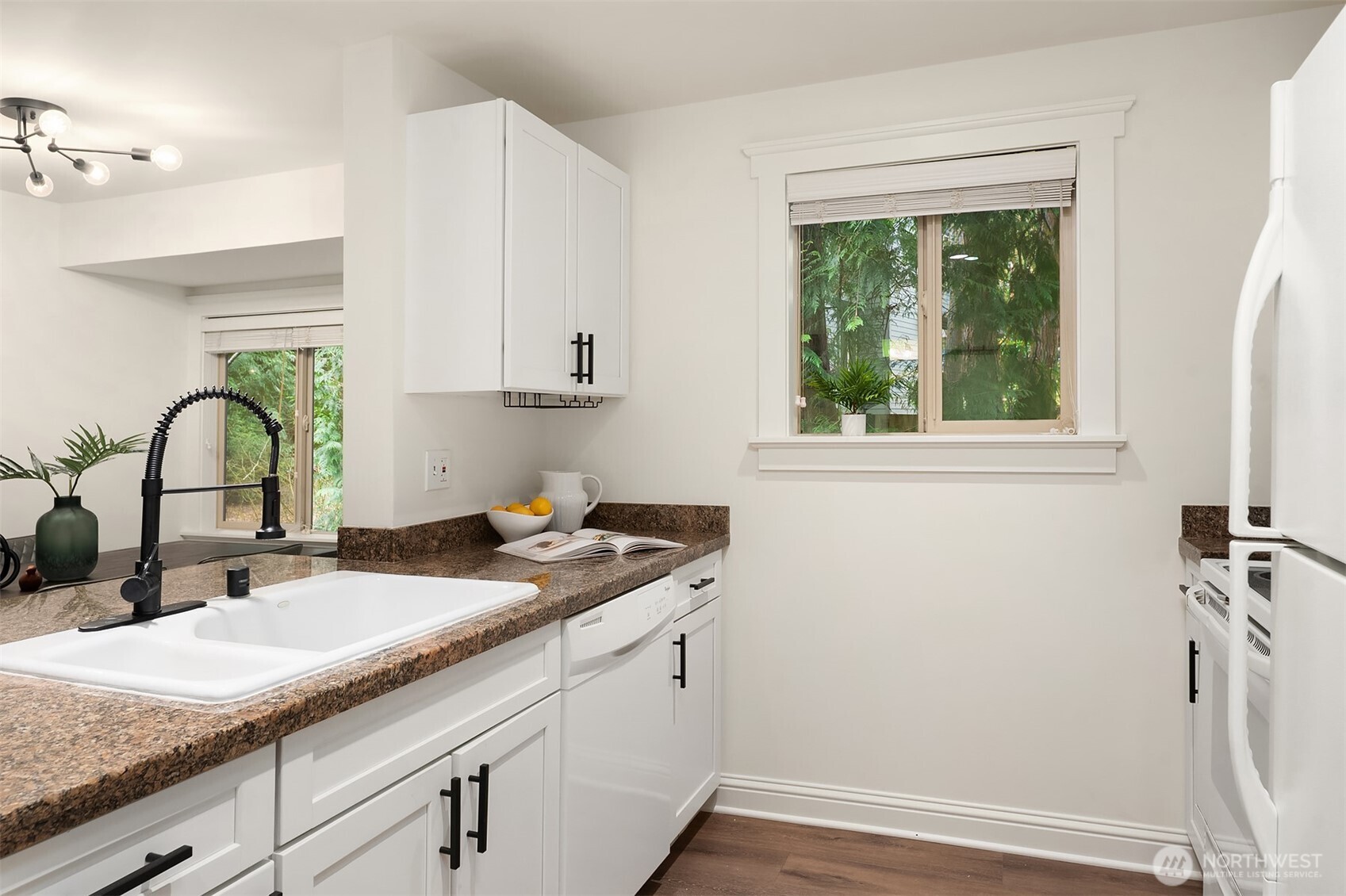 14618 NE 81st St , Redmond, WA 98052