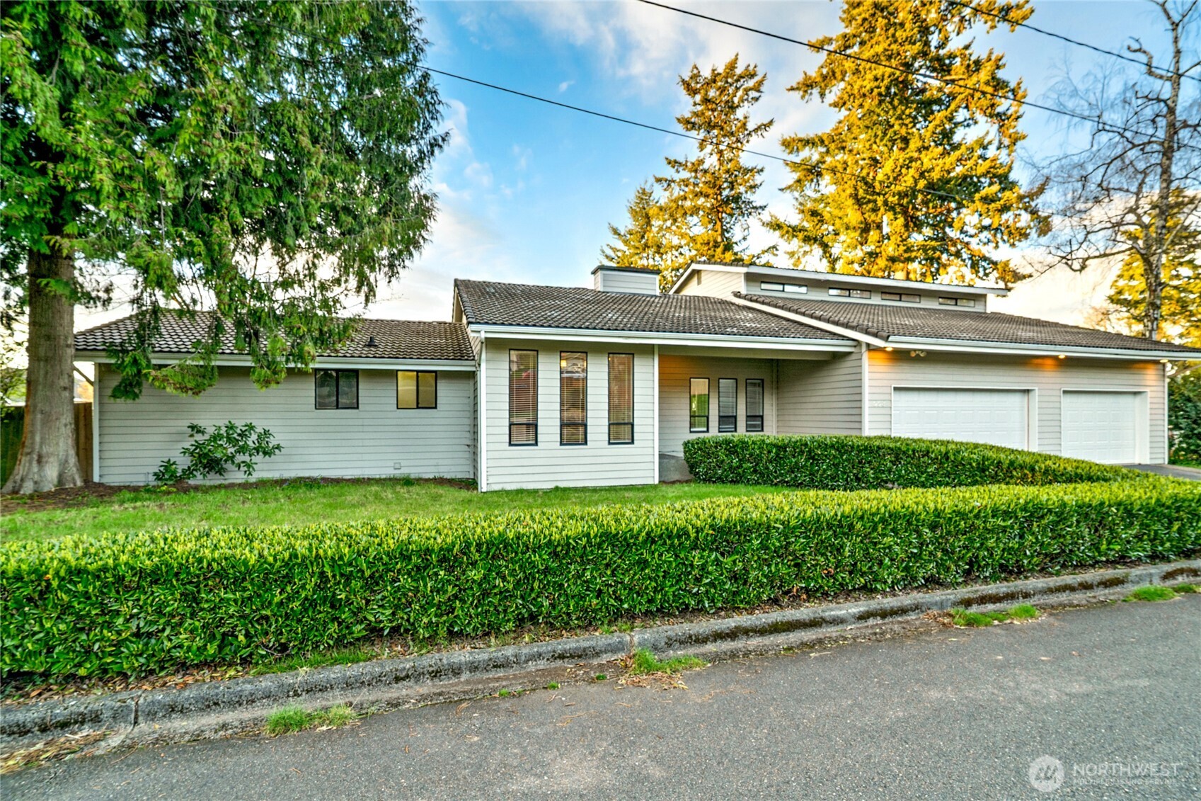 558 SW 298th Street , Federal Way, WA 98023
