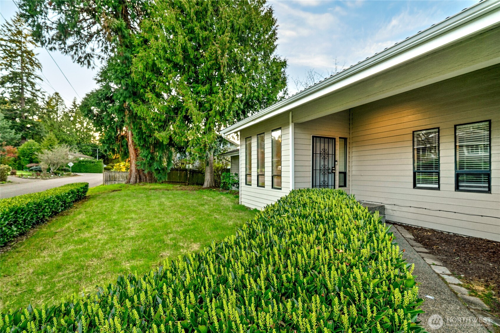 558 SW 298th Street , Federal Way, WA 98023