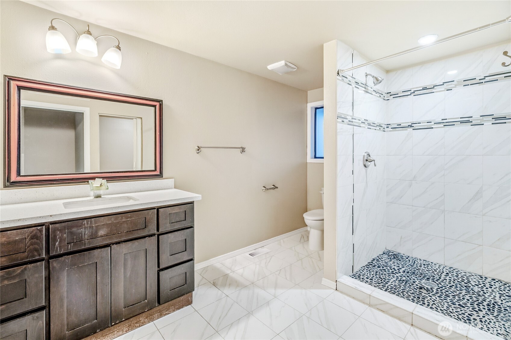 558 SW 298th Street , Federal Way, WA 98023