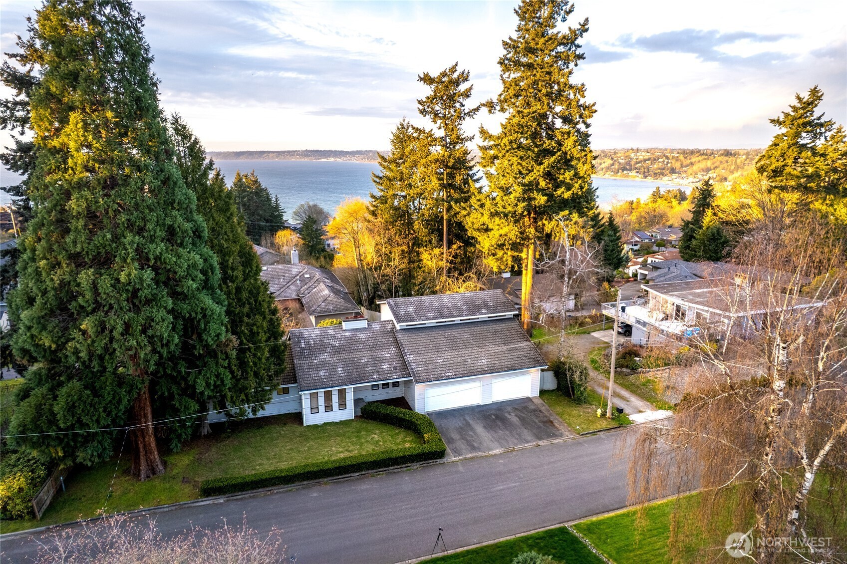 558 SW 298th Street , Federal Way, WA 98023