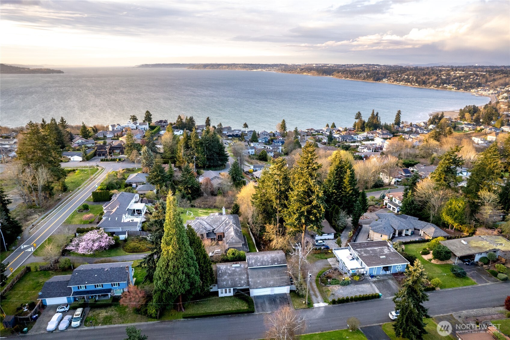 558 SW 298th Street , Federal Way, WA 98023