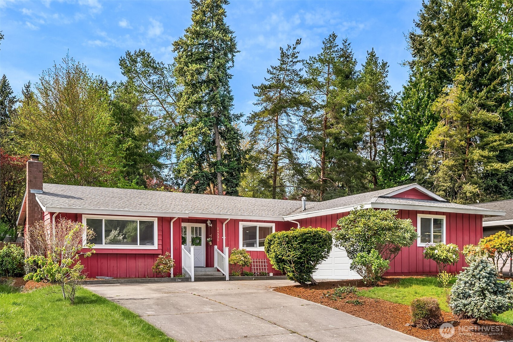 14335 109th Avenue NE, Kirkland, WA 98034