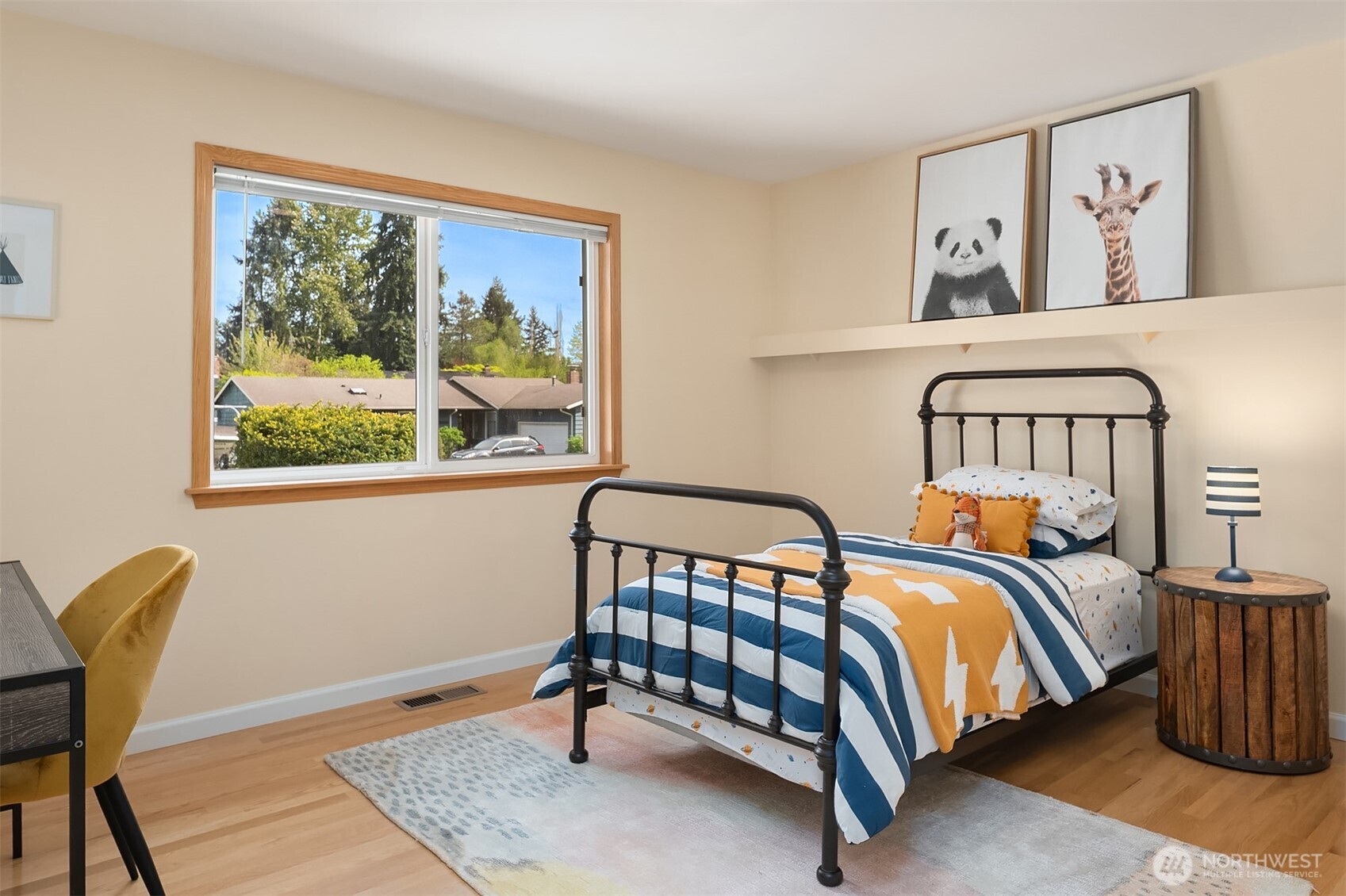 14335 109th Avenue NE, Kirkland, WA 98034