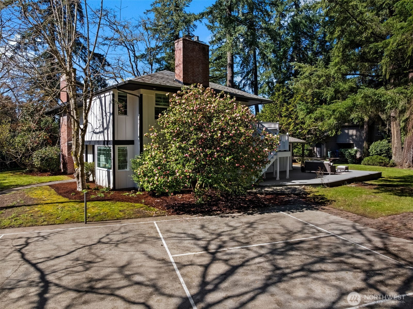 12321 Interlaaken Drive SW, Lakewood, WA 98498