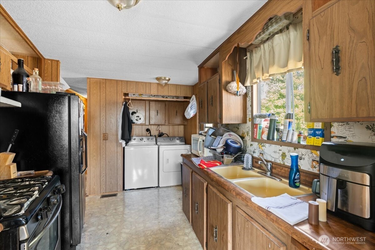 14322 Admiralty Way #9, Lynnwood, WA 98087