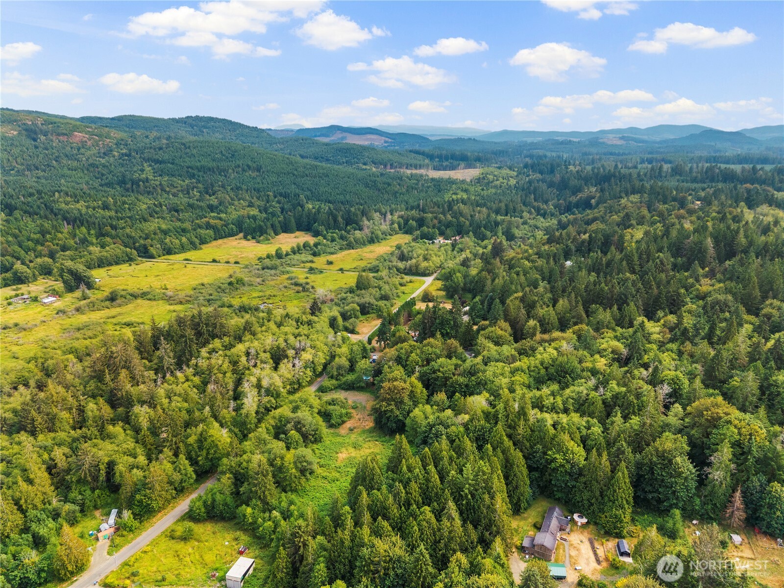 3211 W Little Egypt , Shelton, WA 98584