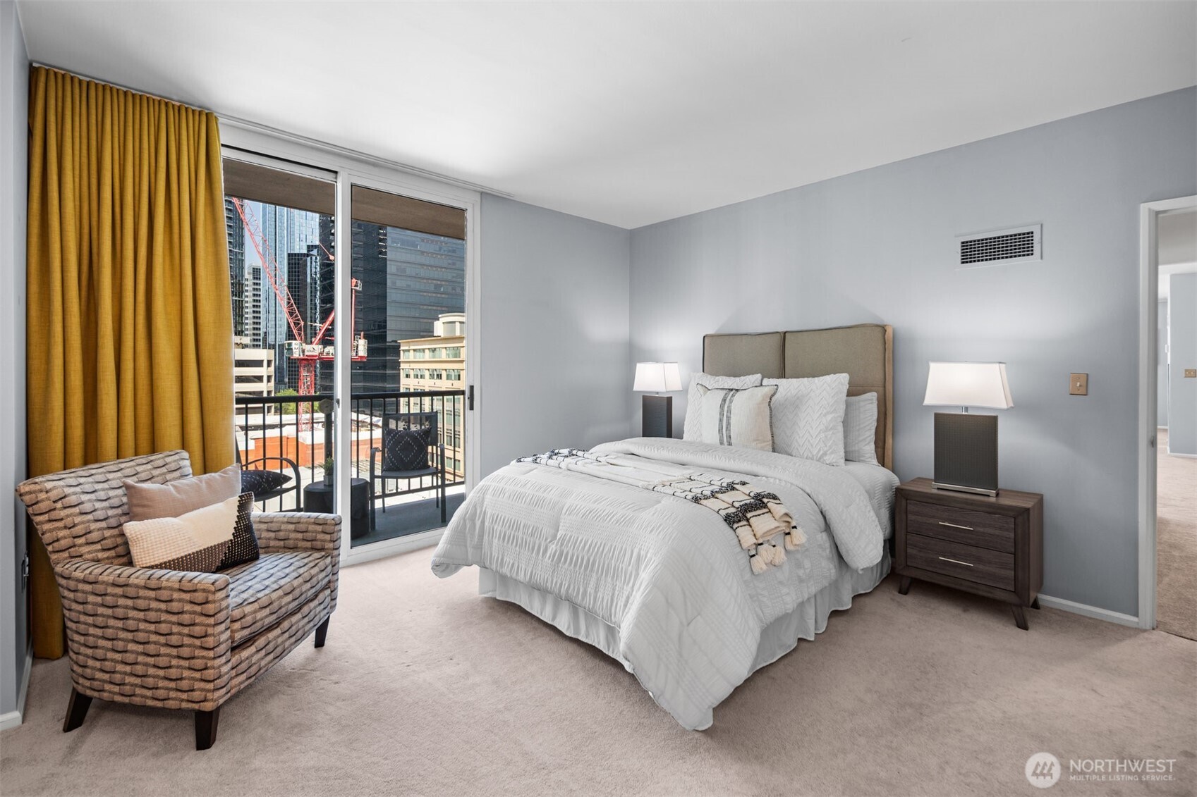 177 107th Avenue NE #1702, Bellevue, WA 98004