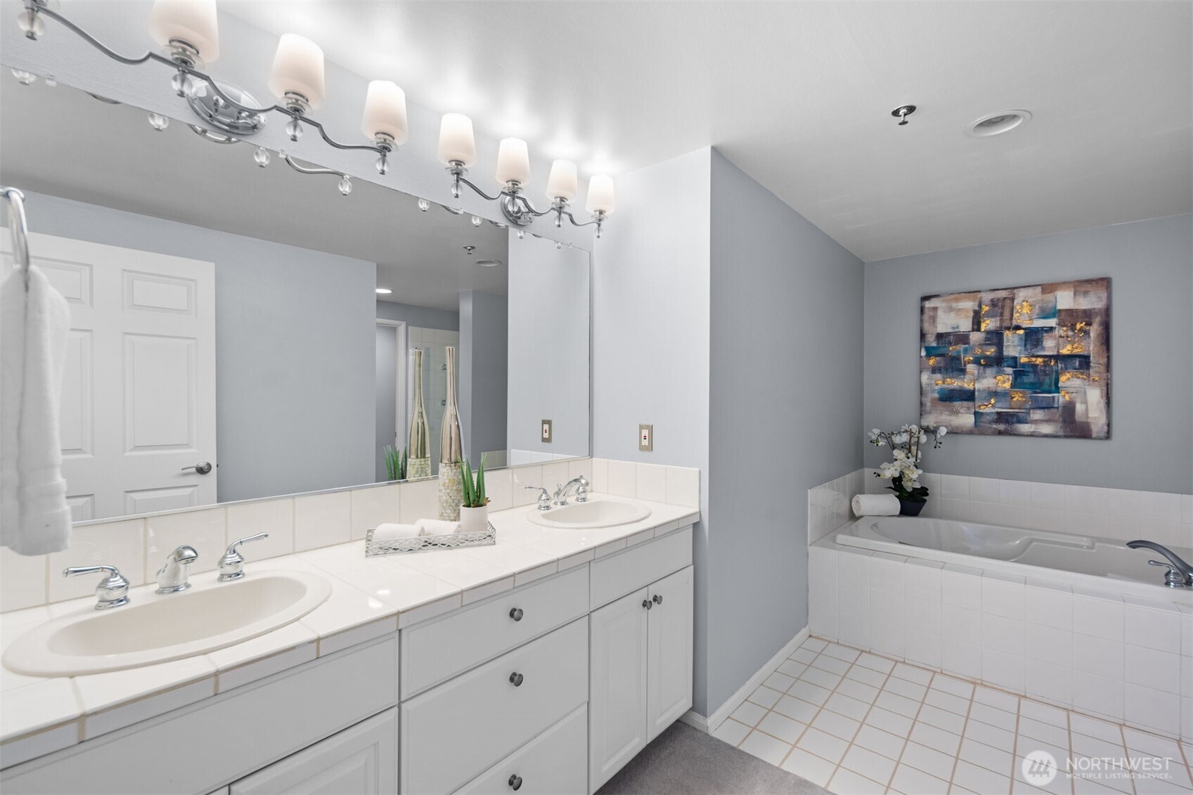 177 107th Avenue NE #1702, Bellevue, WA 98004