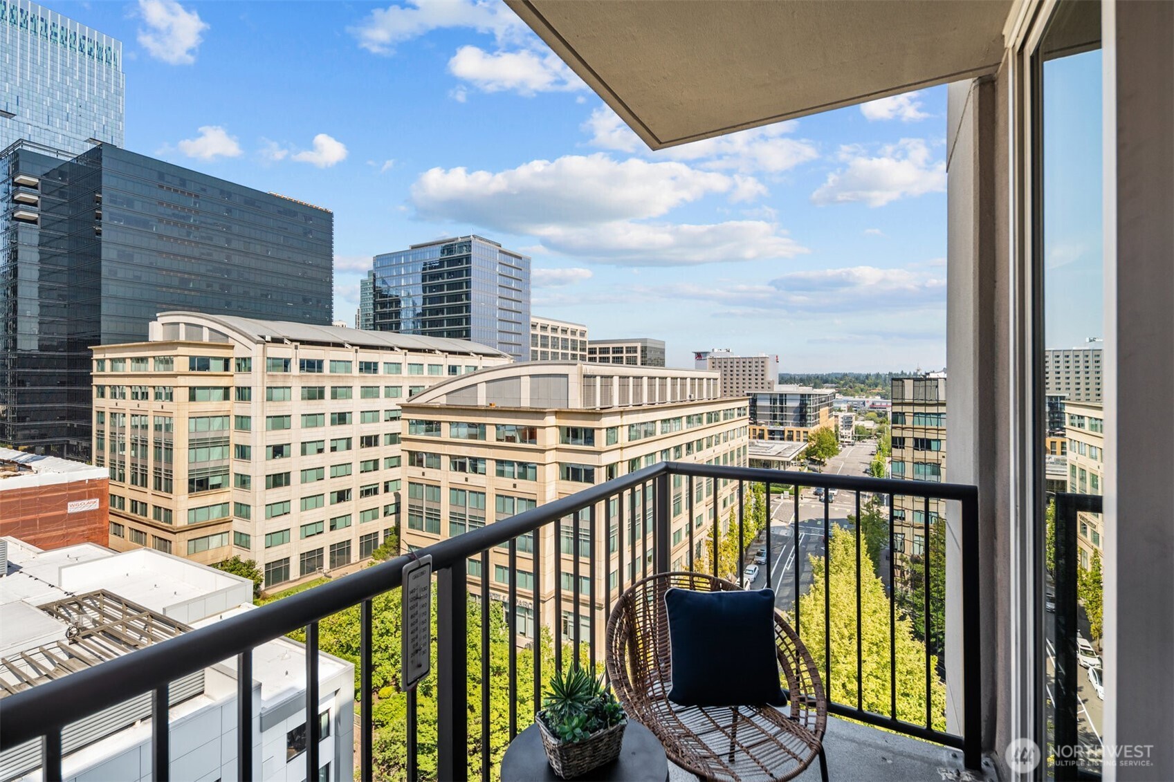 177 107th Avenue NE #1702, Bellevue, WA 98004