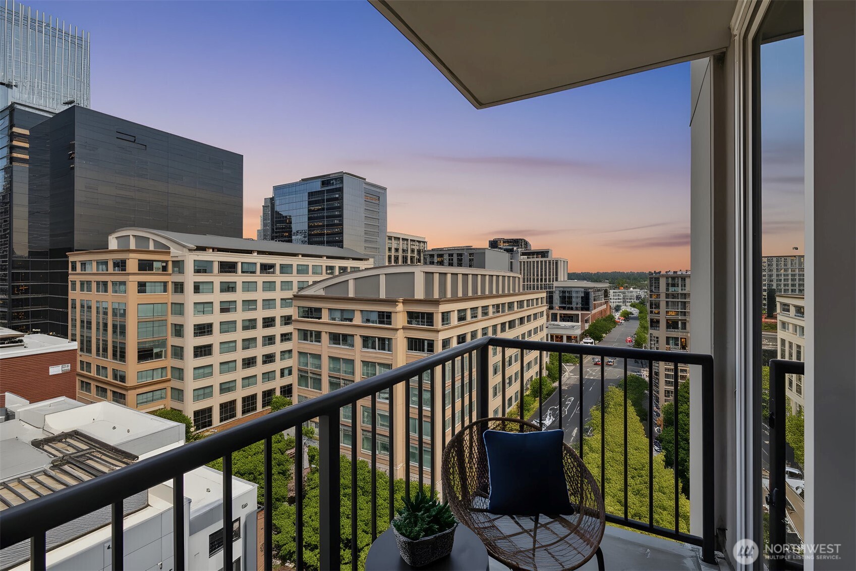 177 107th Avenue NE #1702, Bellevue, WA 98004