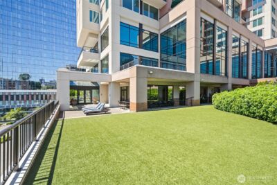 177 107th Avenue NE #1702, Bellevue, WA 98004 - Photo 37