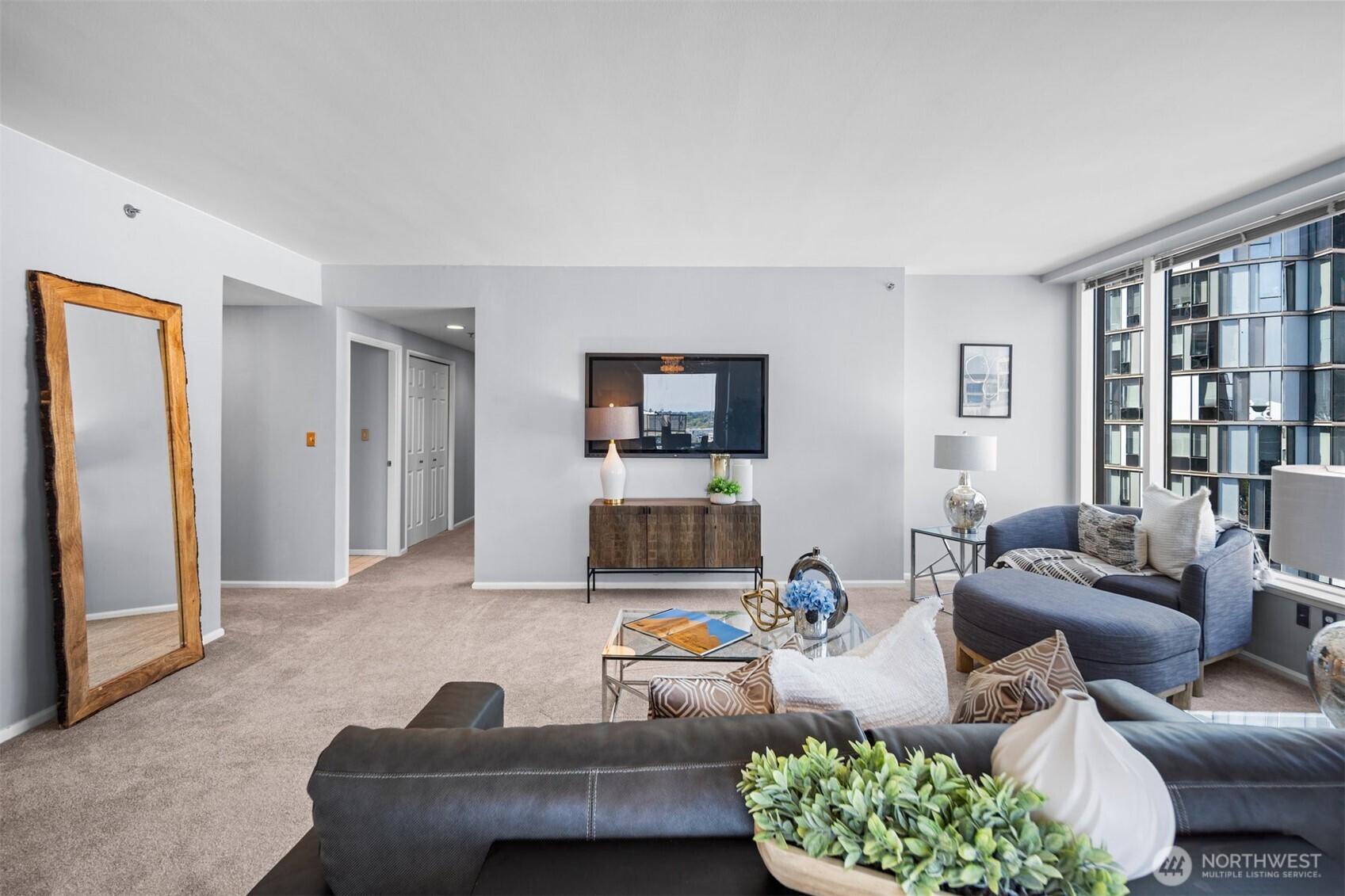 177 107th Avenue NE #1702, Bellevue, WA 98004