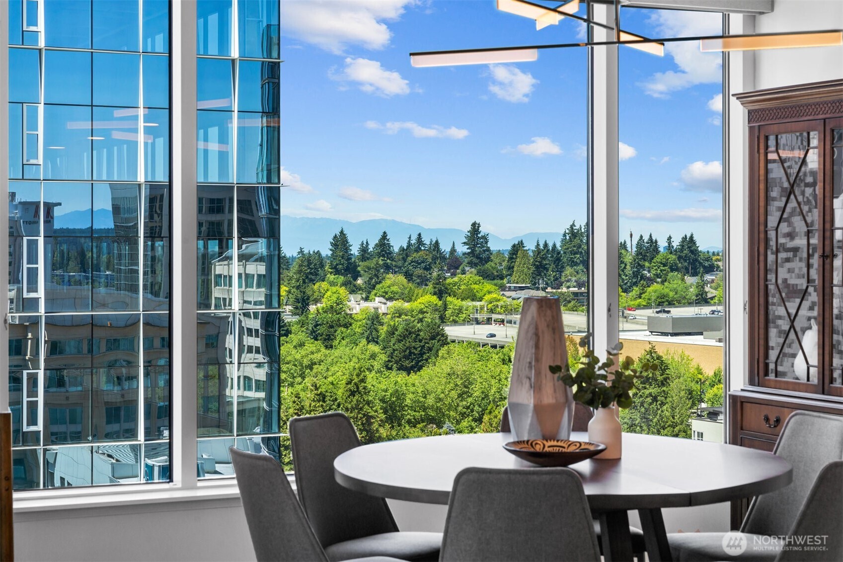 177 107th Avenue NE #1906, Bellevue, WA 98004