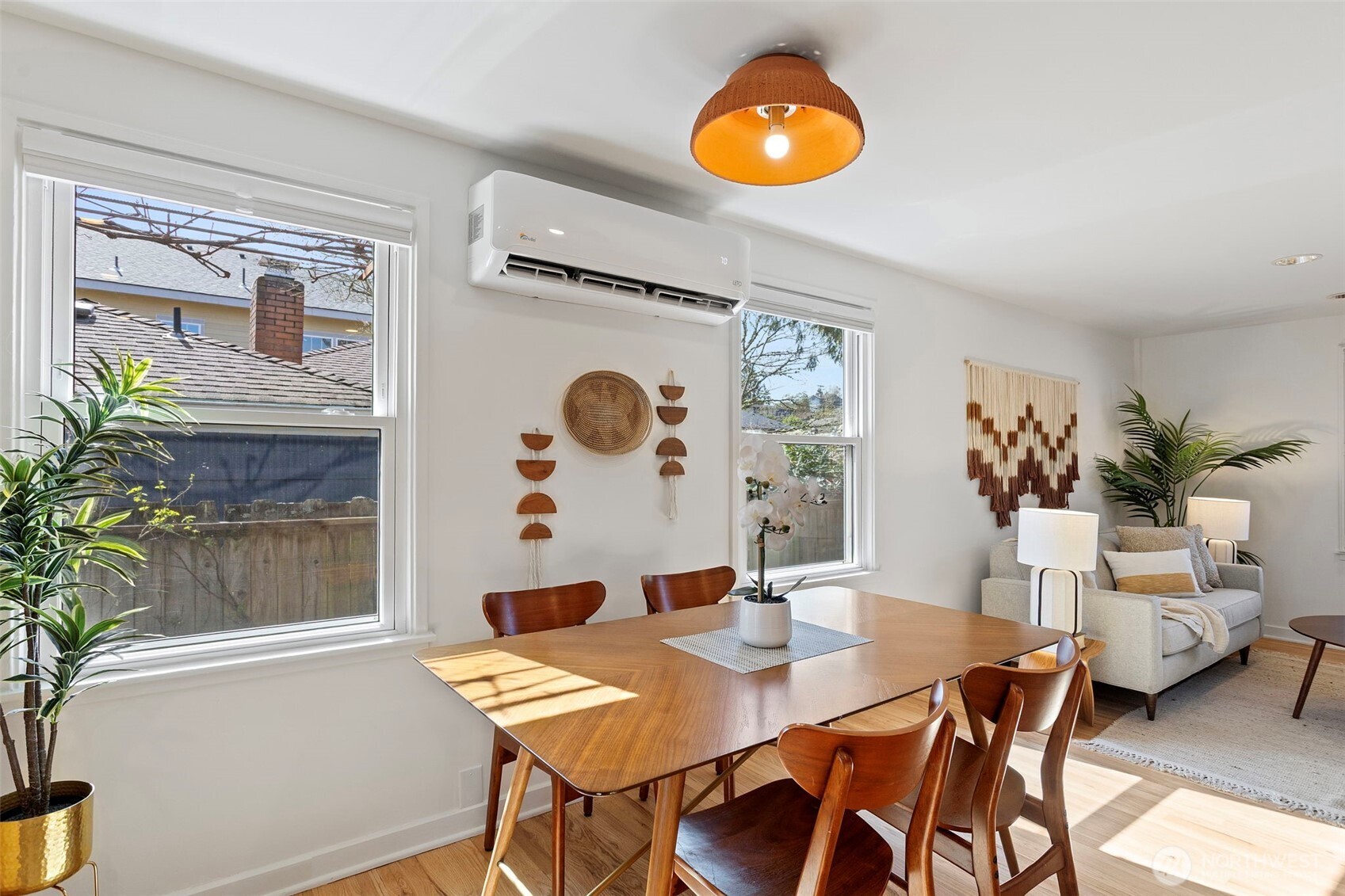 3812 50th Avenue SW, Seattle, WA 98116