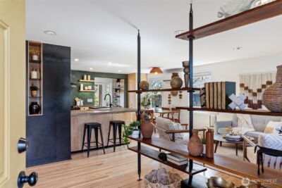 3812 50th Avenue SW, Seattle, WA 98116 - Photo 2