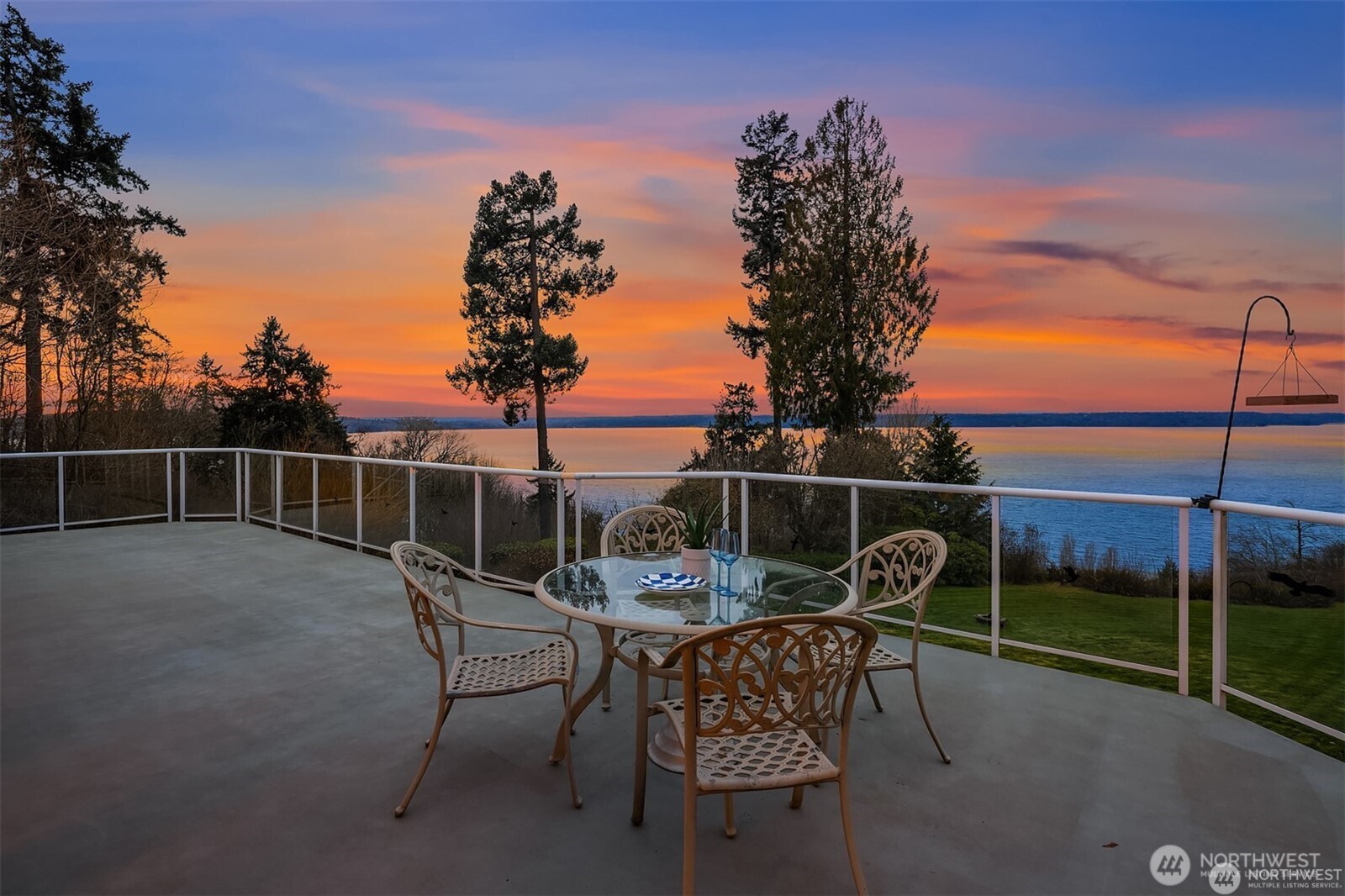 727 SW 199th Place , Normandy Park, WA 98166-4150