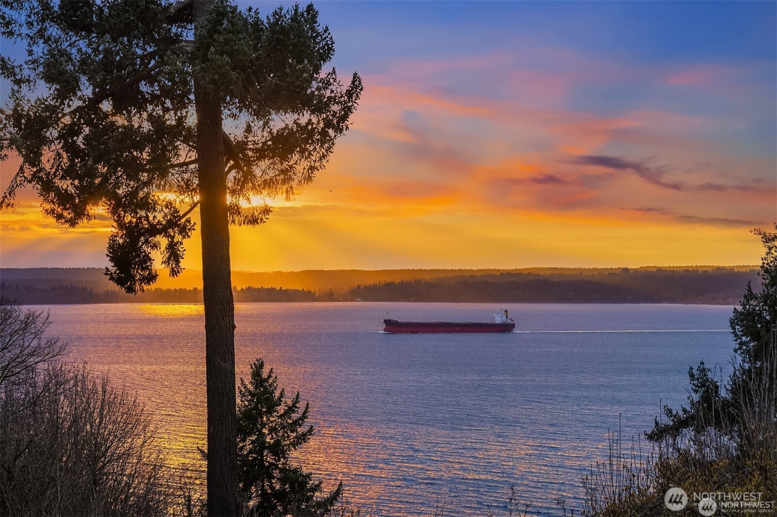 727 SW 199th Place , Normandy Park, WA 98166-4150