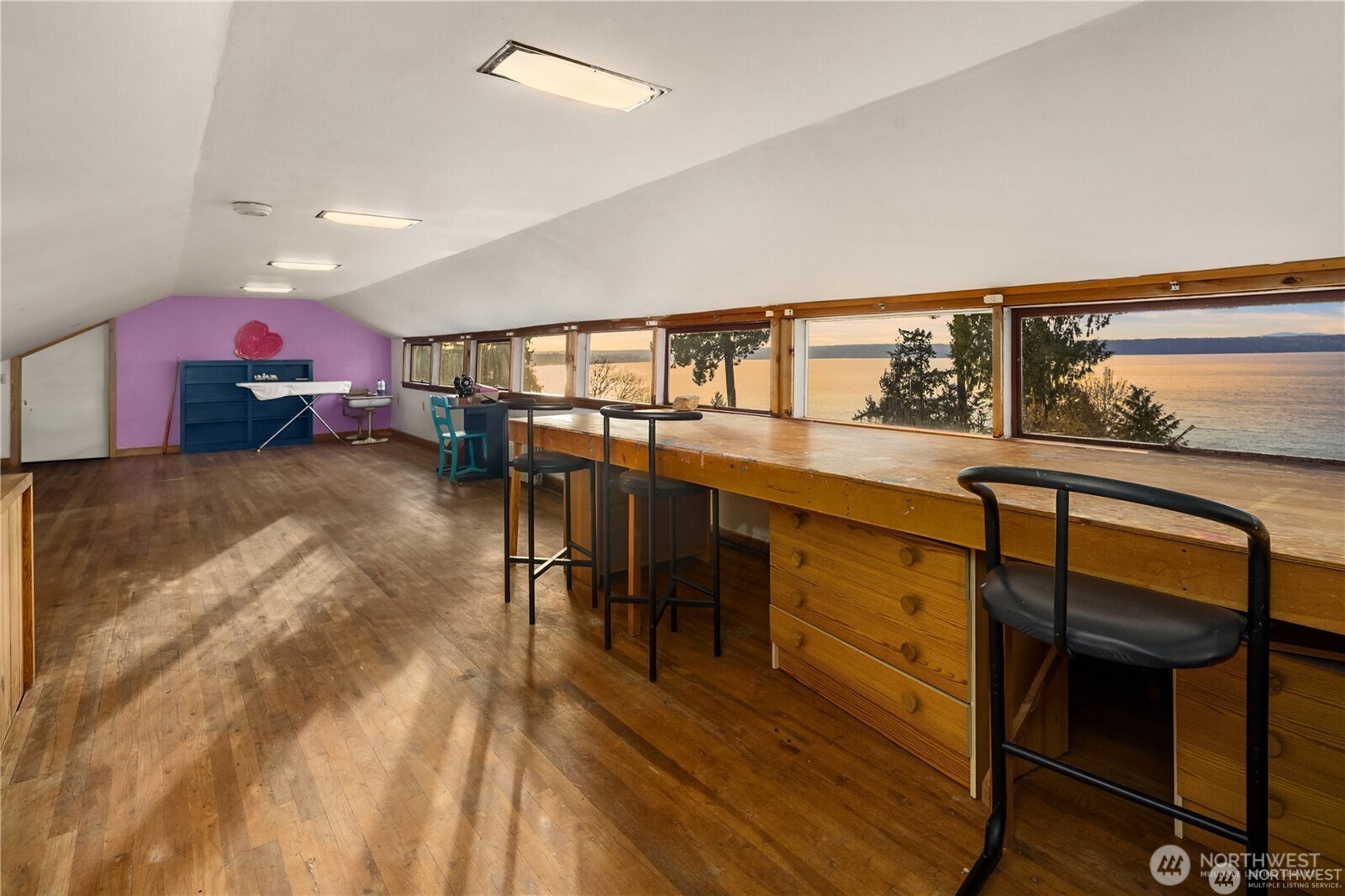 727 SW 199th Place , Normandy Park, WA 98166-4150