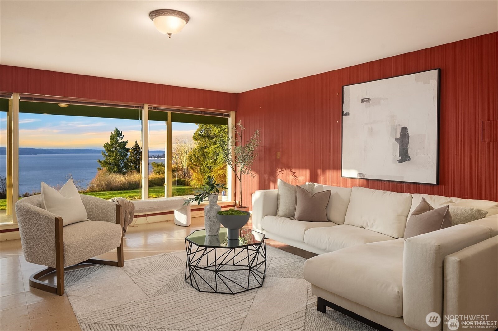 727 SW 199th Place , Normandy Park, WA 98166-4150