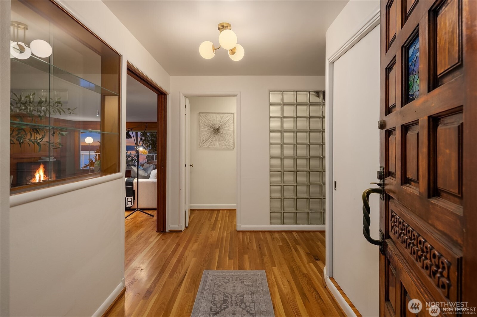 727 SW 199th Place , Normandy Park, WA 98166-4150