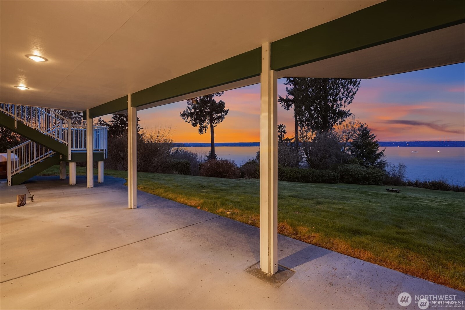 727 SW 199th Place , Normandy Park, WA 98166-4150