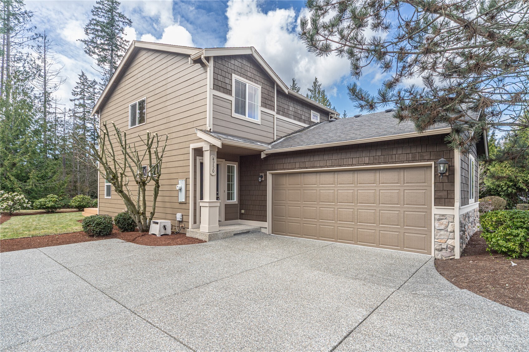 4750 Strathmore Circle SW, Port Orchard, WA 98367