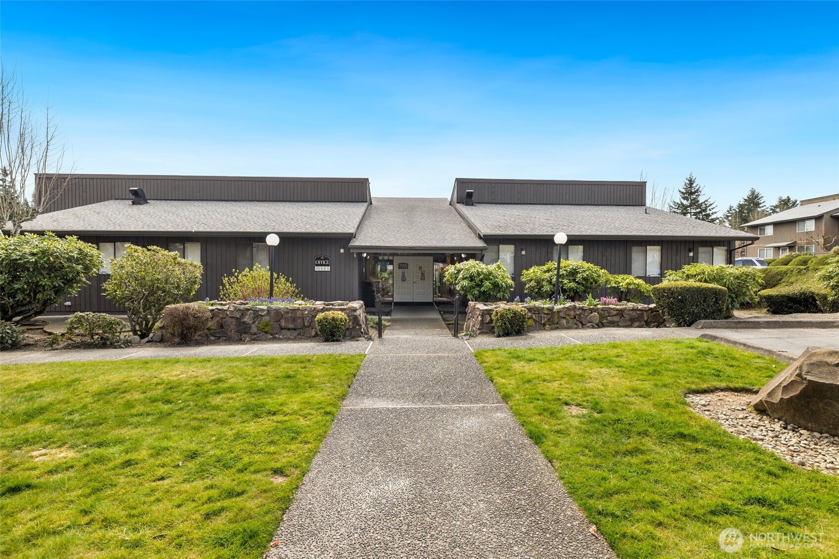 1506 N Defiance Street #R102, Tacoma, WA 98406