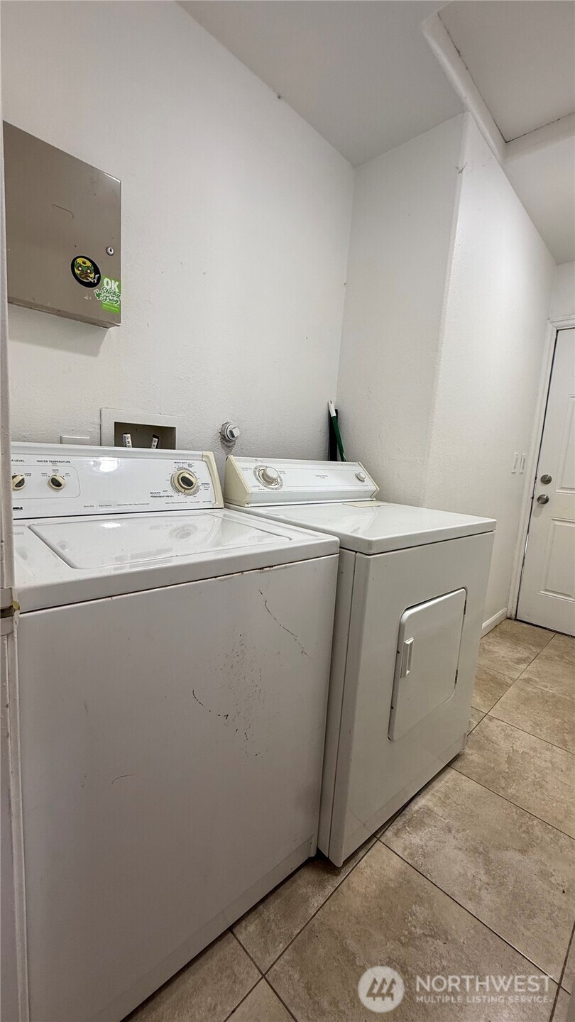 1031 S Oxford Street , Tacoma, WA 98465