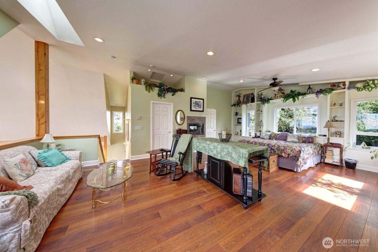 33704 J Place , Ocean Park, WA 98640