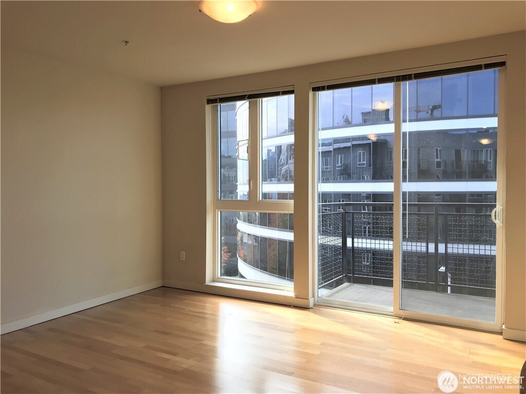 3104 Western Avenue #513, Seattle, WA 98121