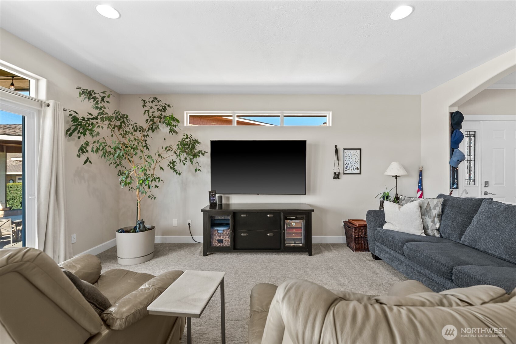 9116 Red Hawk Lane NW, Quincy, WA 98848