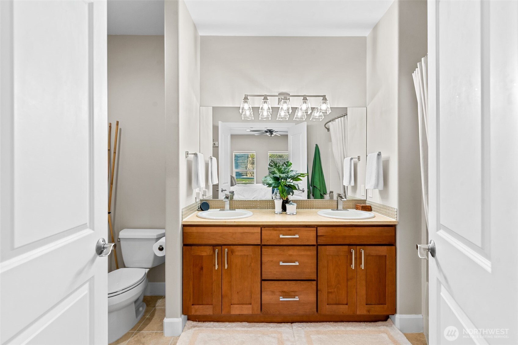 9116 Red Hawk Lane NW, Quincy, WA 98848