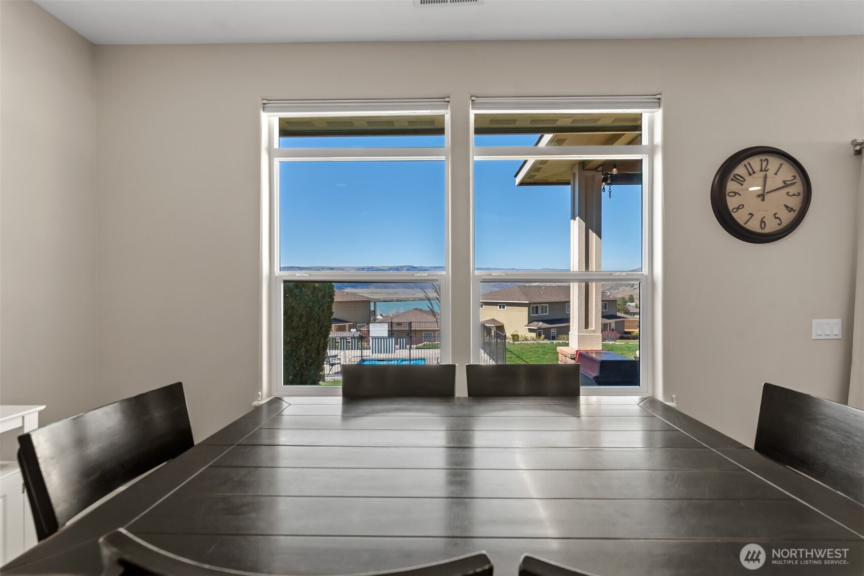 9116 Red Hawk Lane NW, Quincy, WA 98848