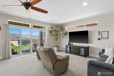 9116 Red Hawk Lane NW, Quincy, WA 98848 - Photo 10