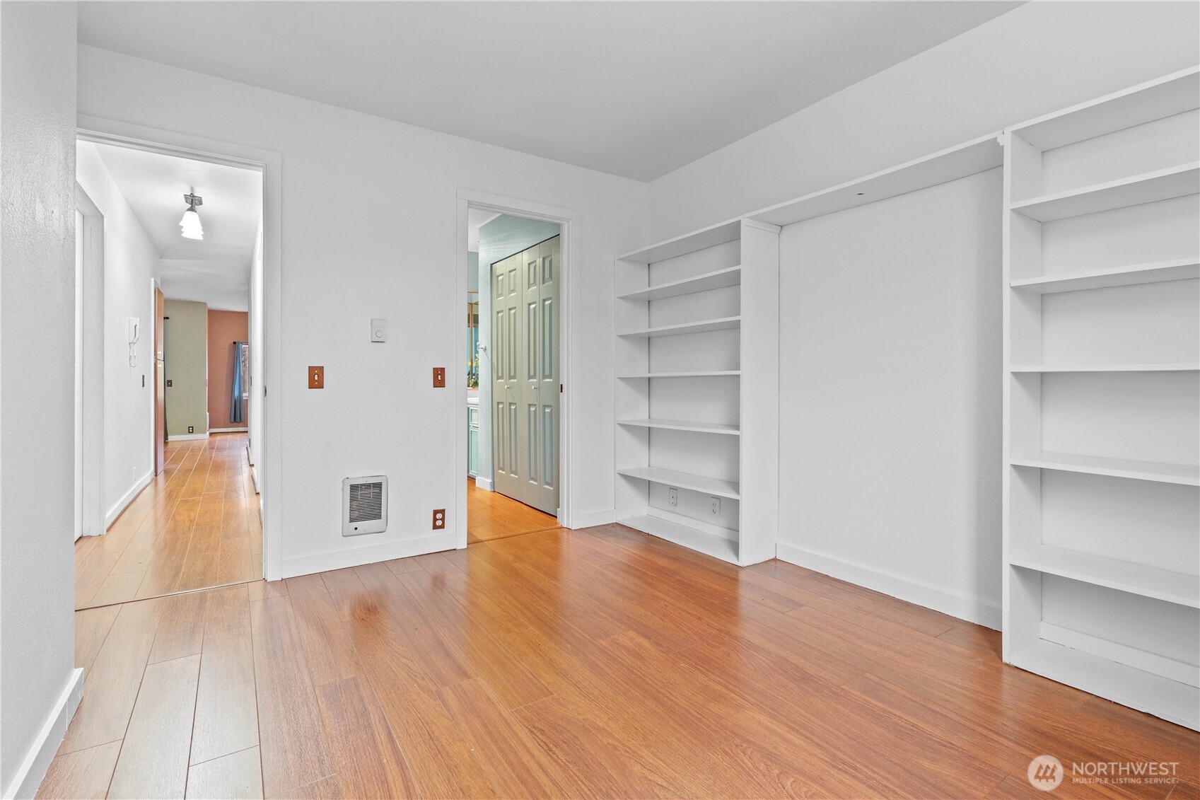 625 N Jackson Avenue #C24, Tacoma, WA 98406